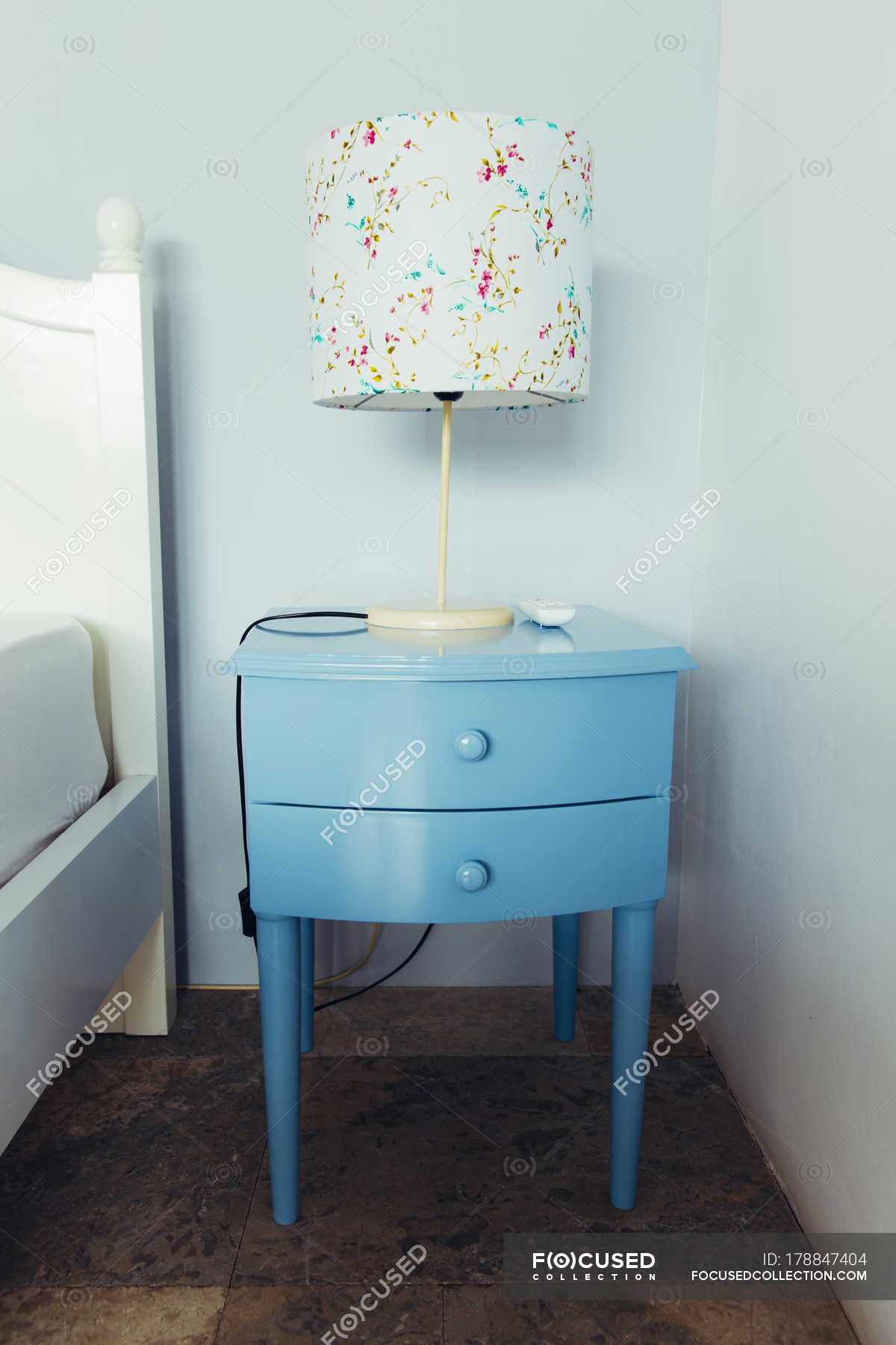 blue bedside table lamp