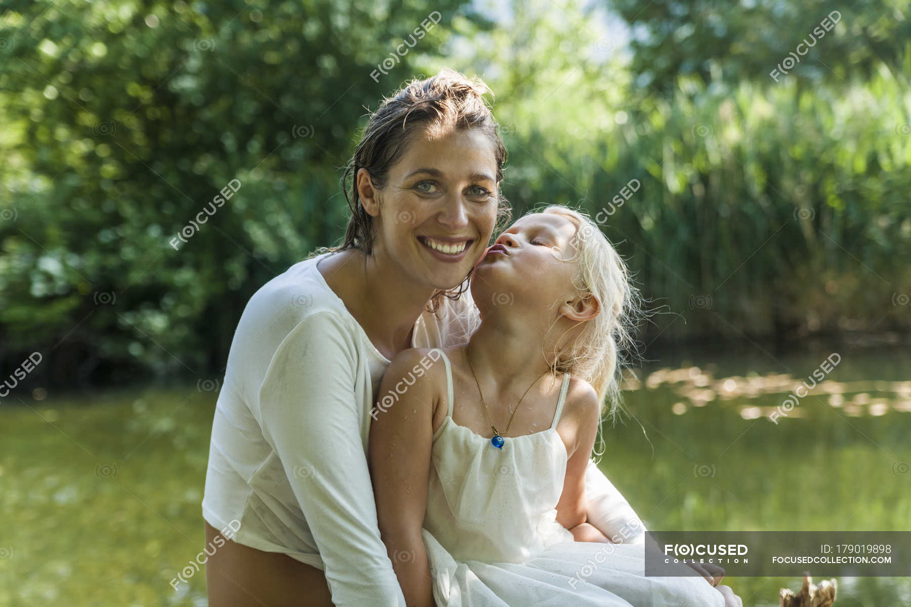 Mother And Daughter Nude