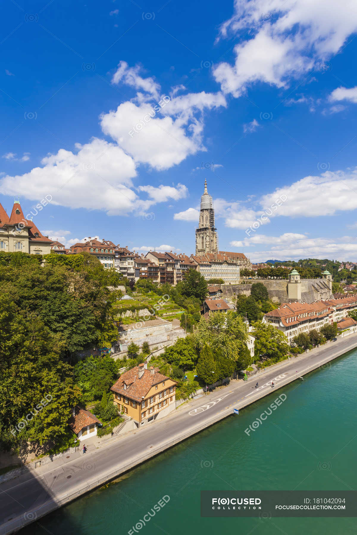 Cityscape With Minster And River Aare At Bern Switzerland Bern Minster Outdoor Stock Photo 181042094