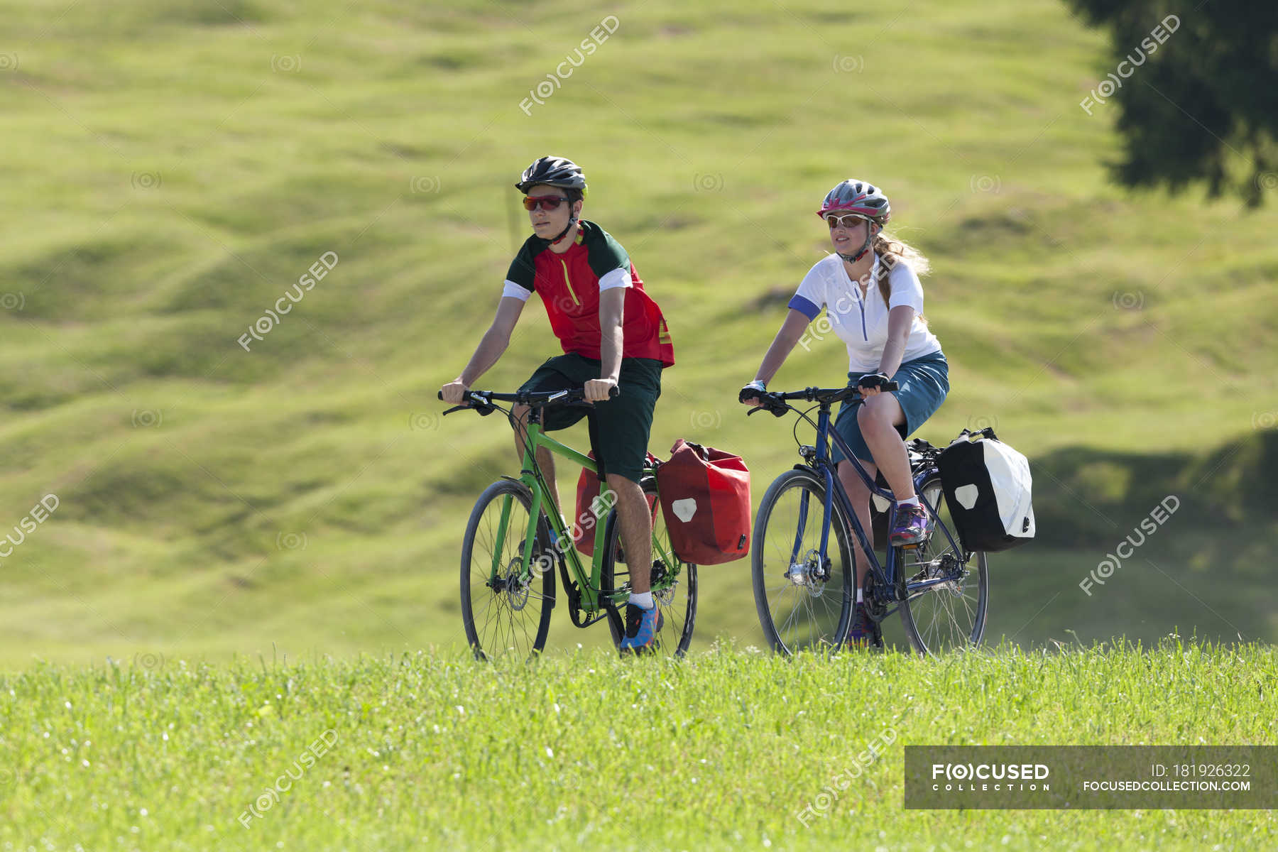 touring trekking bikes