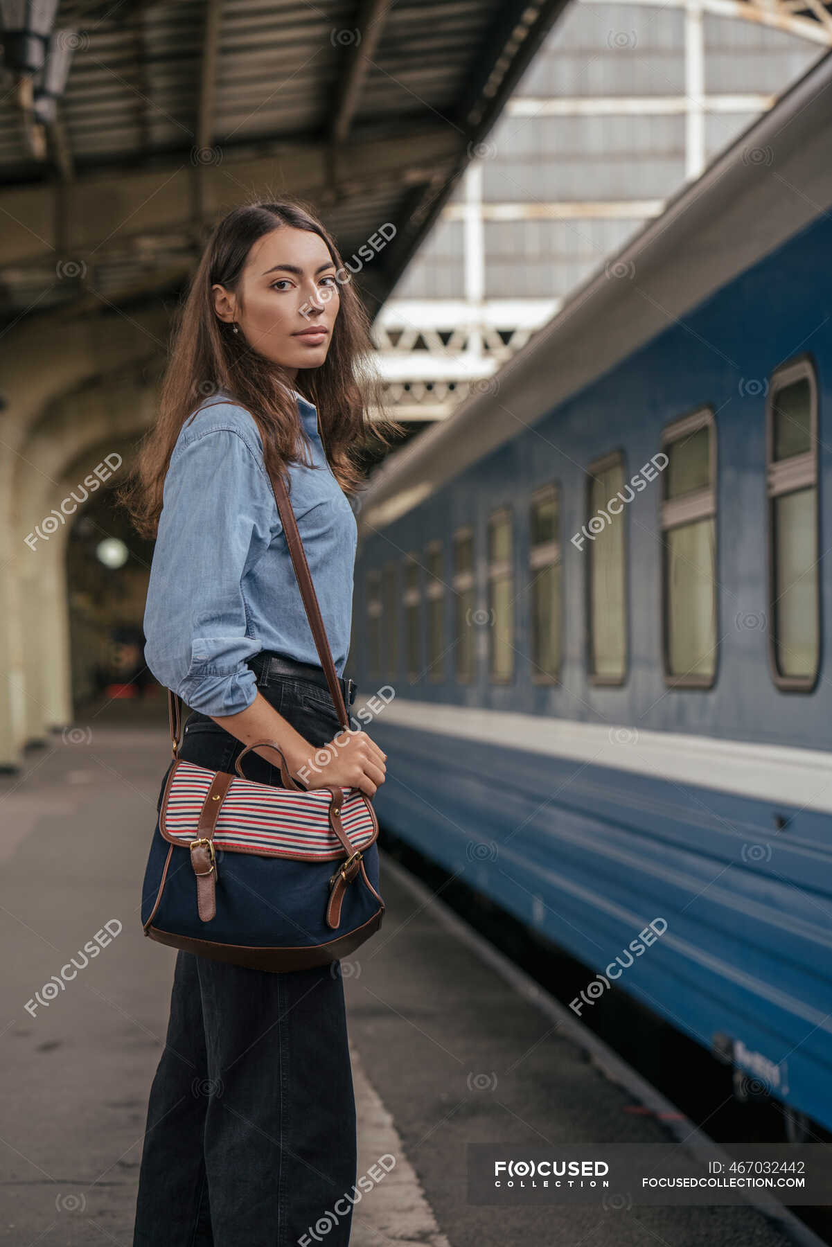 Молодая украиночка отдыхает за границей фото