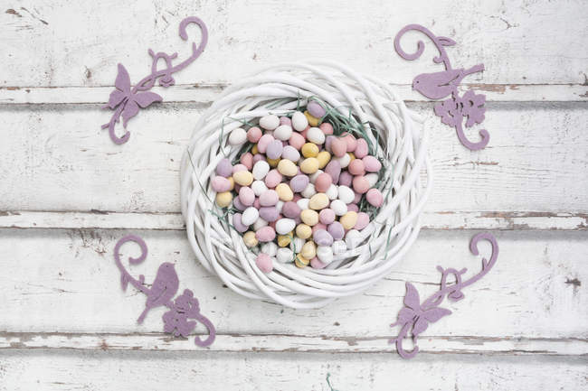 Easter nest of Chocolate Easter eggs — Stock Photo