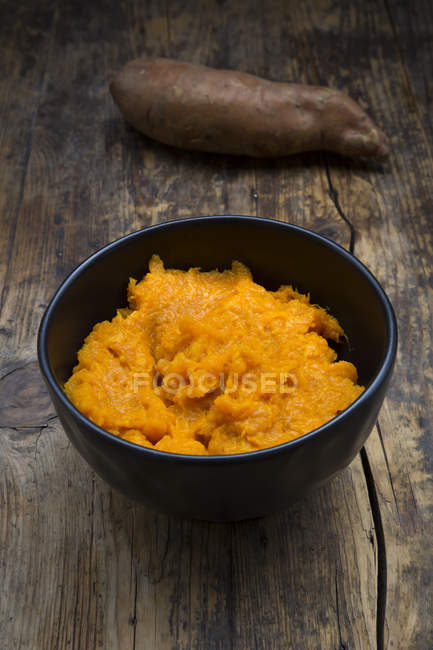 Bowl of homemade sweet potato mash — Stock Photo
