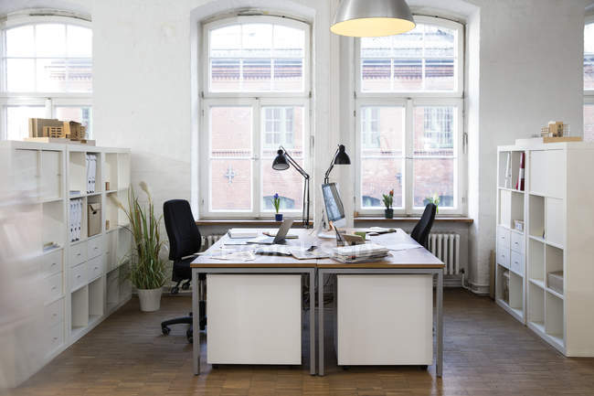 Leeres modernes Büro — Stockfoto