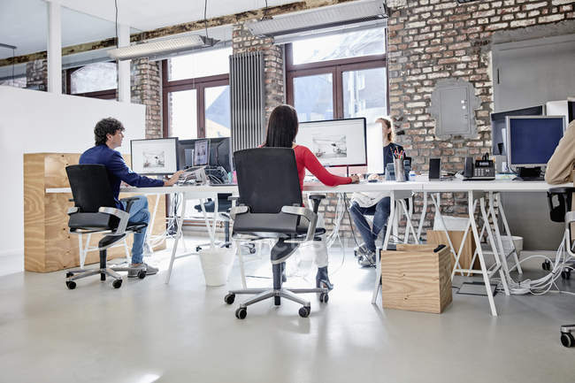 Business people working in office — Stock Photo