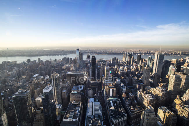 Ciudad de Nueva York paisaje urbano durante el día - foto de stock