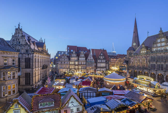 Bremen Christmas Market 2022 Christmas Market In Evening In Bremen — Dusk, Germany - Stock Photo |  #173579358