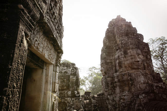 Camboya, Angkor Wat, Angkor Thom, Bayon temple - foto de stock