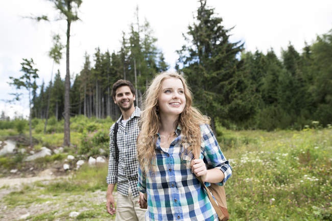 Young couple on a hiking tour — Stock Photo