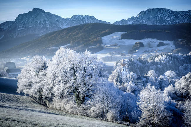 Alemanha, Baviera, Abadia de Hoeglwoerth no inverno — Fotografia de Stock
