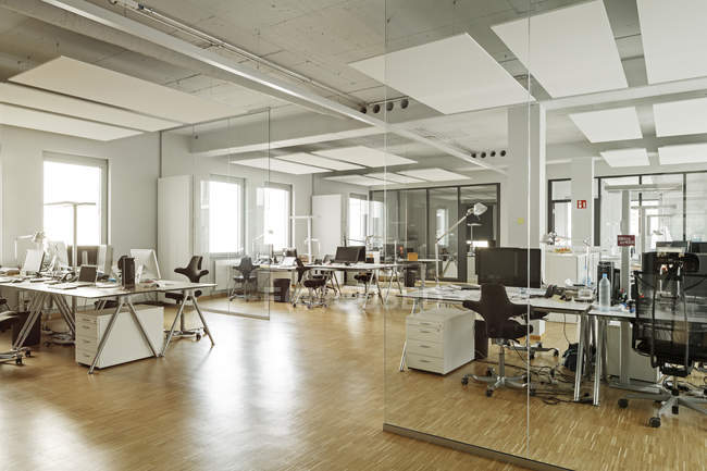 Vista del interior de la oficina Duesseldorf, NRW, Alemania - foto de stock