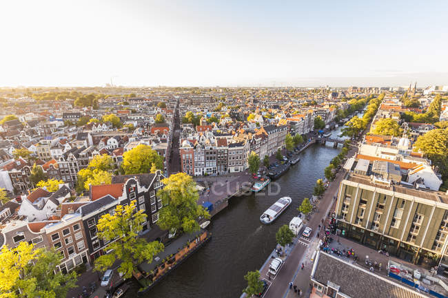 Paisagem da cidade velha de Amsterdã, Holanda — Fotografia de Stock