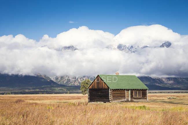 EUA, Wyoming, Grand Teton National Park, casa antiga mórmon — Fotografia de Stock