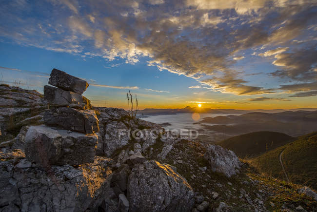 Monte San Vicino all'alba in autunno — Foto stock