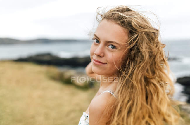 Junger Blonder Teenie Bei Doppelfick Junger Blonder Teenie Bei Doppelfick