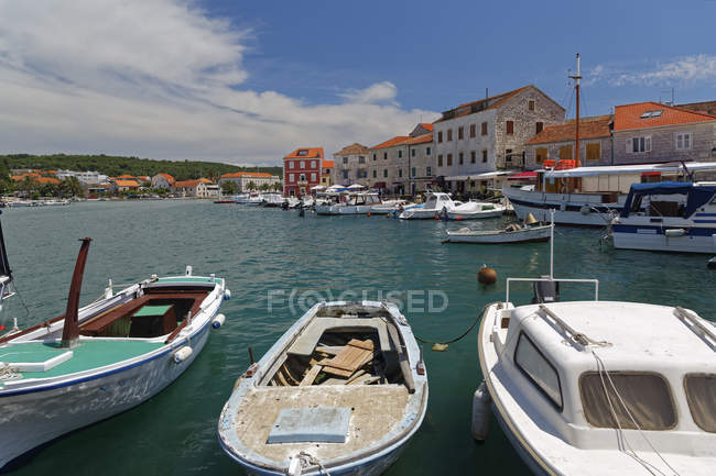 Stari Grad, harbour — стокове фото