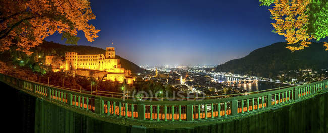Germany, Baden-Wuerttemberg, Heidelberg, Heidelberg Castle at night — Stock Photo