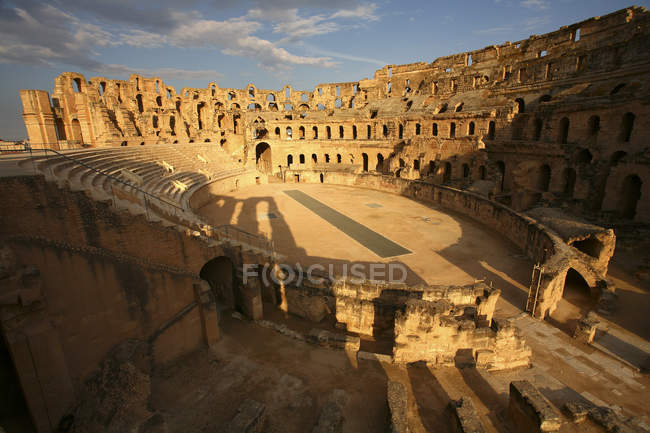 Tunisia, rovine dell'antico Colosseo a El Djem — Foto stock