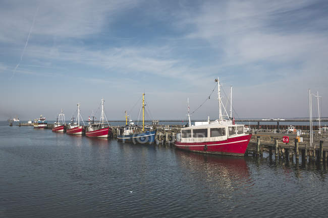 Germany, Warnemuende, Old Channel with moored boats — Stock Photo