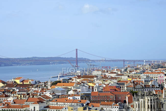 Portugal, stadtbild der altstadt von Lissabon, luftbild von oben — Stockfoto