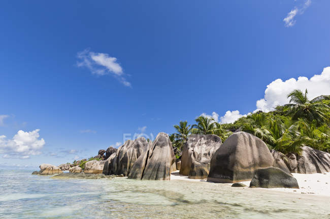 Seychelles, La Digue, Anse Fonte D 'Argent, Granito rochas na praia — Fotografia de Stock