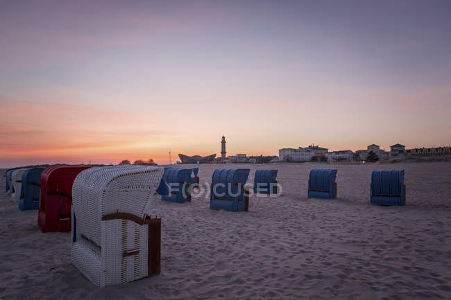 Germany, Warnemuende, beach at sunrise — Stock Photo