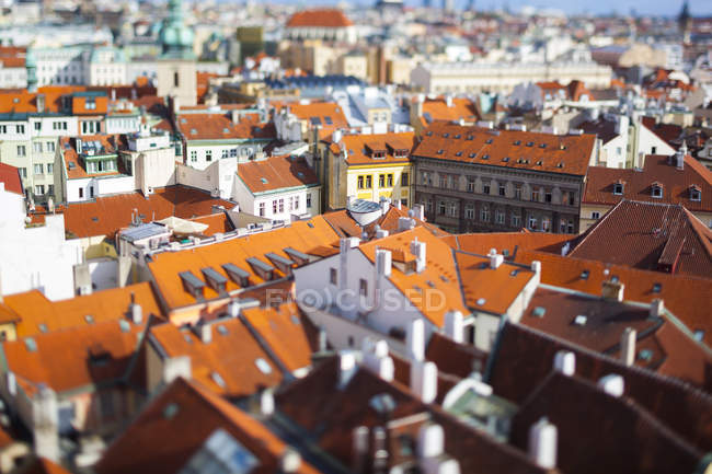 Чеська Республіка, будівель в центрі міста Праги, нахил зміщується — стокове фото