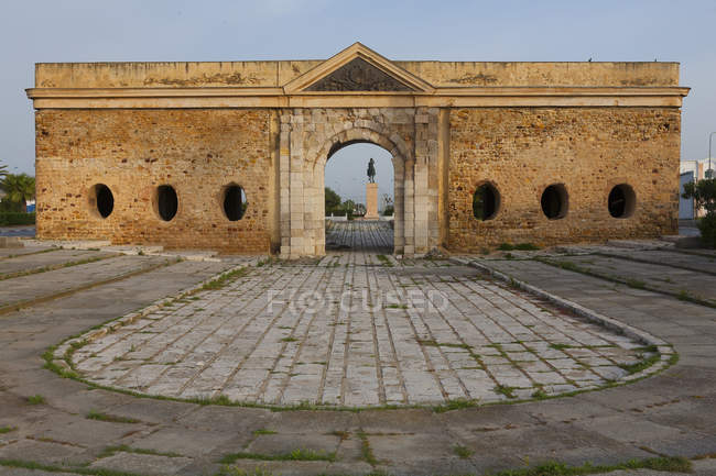 Túnez, Djerba, Houmt Souk, castillo de Borj El Kebir - foto de stock