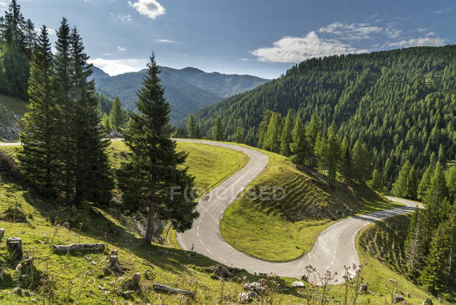 Austria, Alti Tauri, Nockalm Scenic Road tra le montagne del Nock — Foto stock