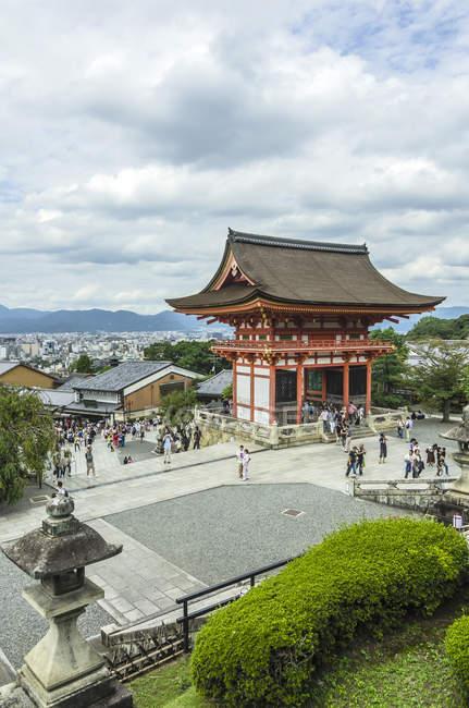 Японія, Хонсю, Кіото, Імперського міста, Kiyomizu dera temple комплекс — стокове фото