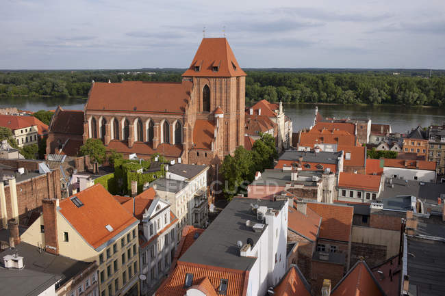 Польща, Торунь, подання до історичного центру міста зверху — стокове фото
