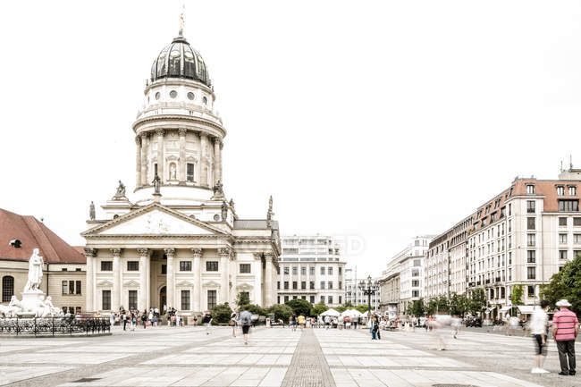 Germania, Berlino, veduta della cattedrale francese di Gendarmenmarkt — Foto stock