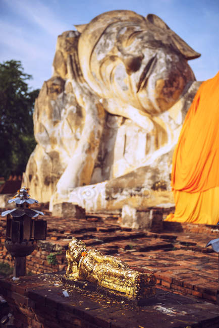 Thailandia, Ayutthaya, Buddha sdraiato di Wat Lokaya Sutha — Foto stock