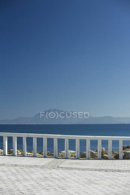 Spagna, Andalusia, Tarifa, vista sullo stretto di Gibilterra — Foto stock