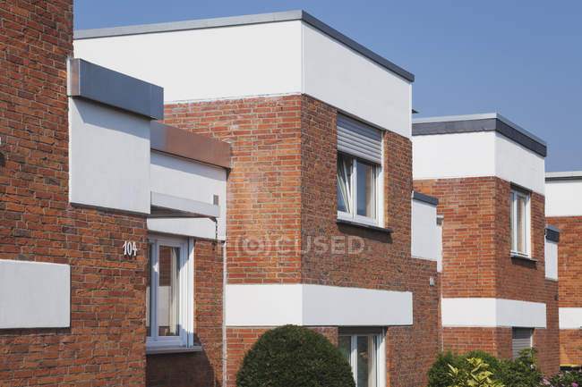 Німеччина, Widdersdorf Кельн, терасами з клінкеру фасади будинків — стокове фото