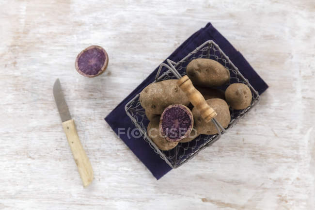 Raw Blue Congo potatoes — Stock Photo