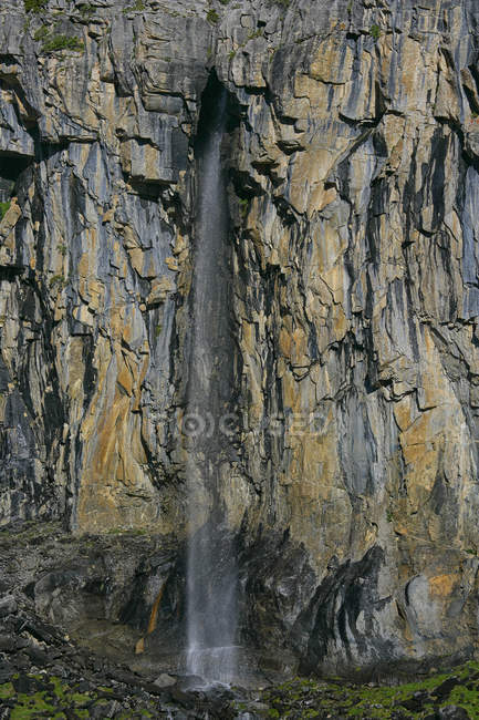 Espanha, Parque Nacional da Ordesa, cachoeira — Fotografia de Stock