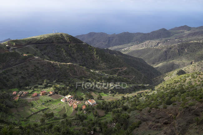 Spagna, Isole Canarie, La Gomera, Vallehermoso, Vista dall'alto su Epina — Foto stock