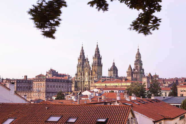 Spain, Province of Galicia, Santiago de Compostela, View to the Cathedral in the evening — Stock Photo