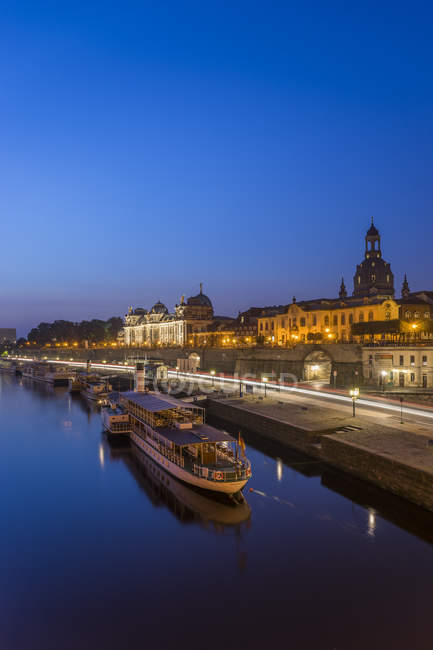 Germany, Dresden, view of illuminated old city in early morning — Stock Photo