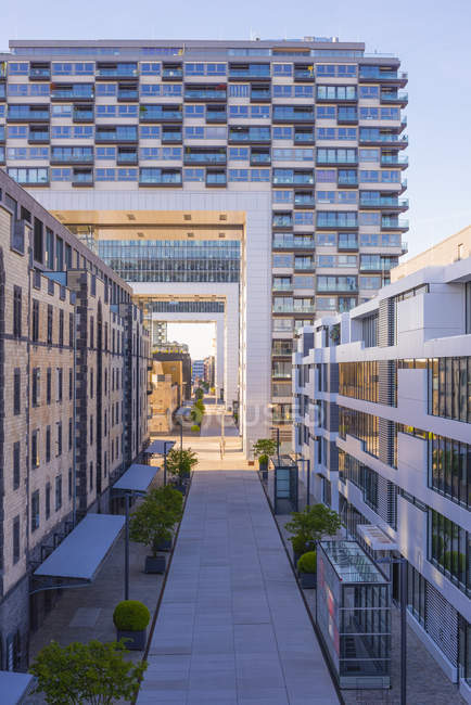Germany, Cologne, view to Crane Houses — Stock Photo