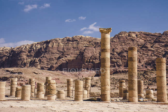 Jordanien, Petra, antike Collagen tagsüber — Stockfoto