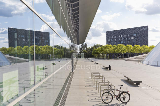 Luxembourg, Luxembourg City, Modern buildings at the Place de l'Europe — Stock Photo