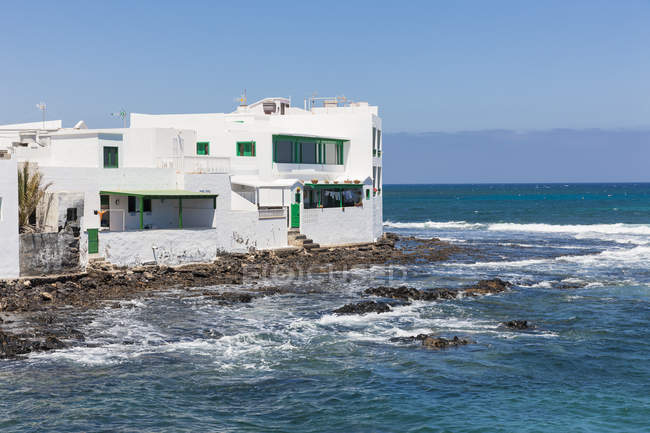 Espanha, Ilhas Canárias, Lanzarote, Punta de la Vela, Aldeia piscatória perto de Arrieta, Casas — Fotografia de Stock