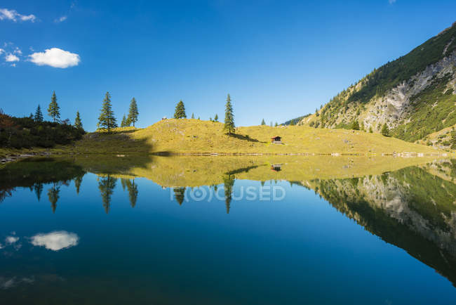 Germania, Baviera, Allgaeu, Alpi Allgaeu, Unterer Gaisalpsee — Foto stock