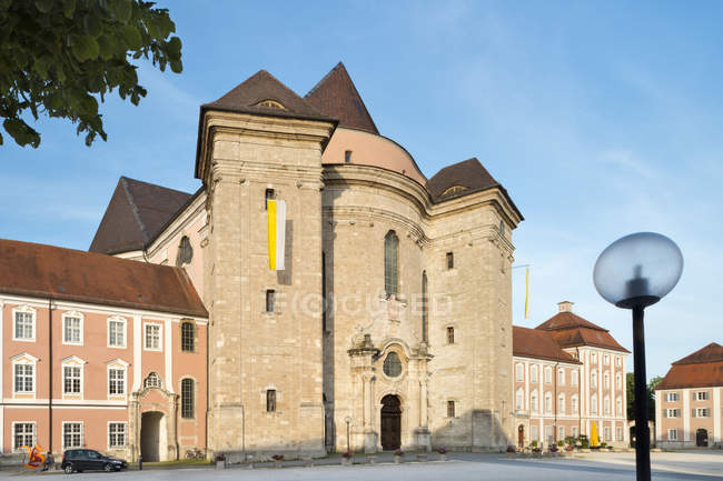 Deutschland, Baden-Württemberg, Ulm, Stift Wiblingen mit Basilika — Stockfoto