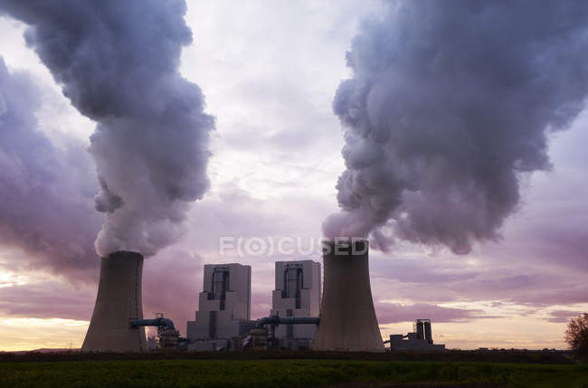Gremany, Северный Рейн-Вестфалия, Grevenbroich, Современная электростанция на буром угле — стоковое фото