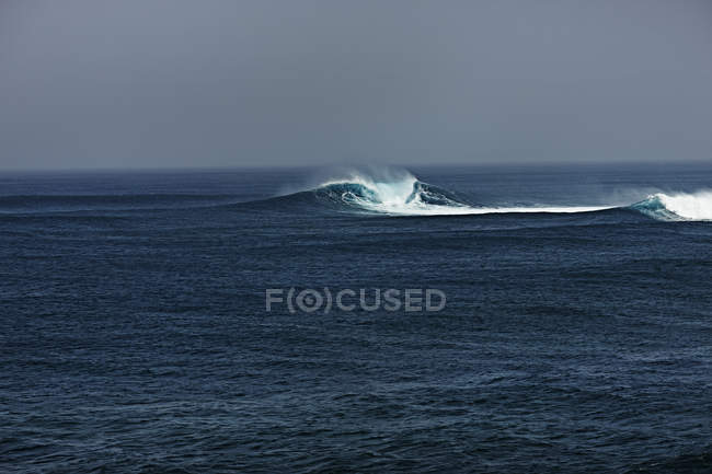 Surf on sea by Fuerteventura coast in Spain — Stock Photo