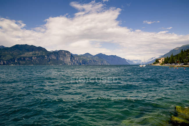 Lac de Garde, Castelletto di Brenzone — Photo de stock