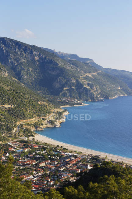Turquía, Vista de la playa en Oludeniz durante el día - foto de stock